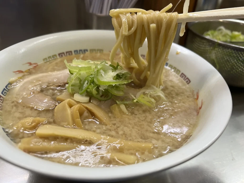 ラーメンお店　ホープ軒　国際競技場前　ラーメンの写真