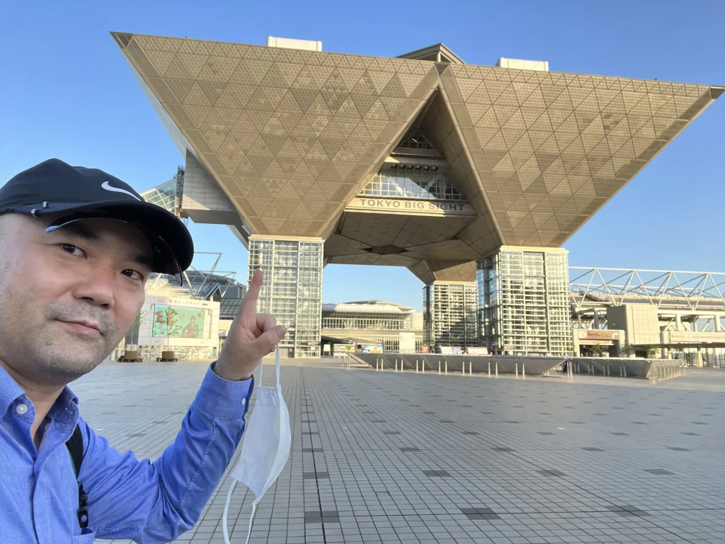 東京ビッグサイト前