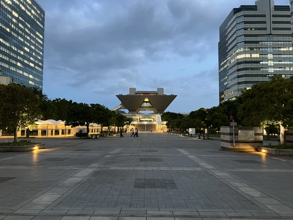 国際展示場駅から見た東京ビッグサイト