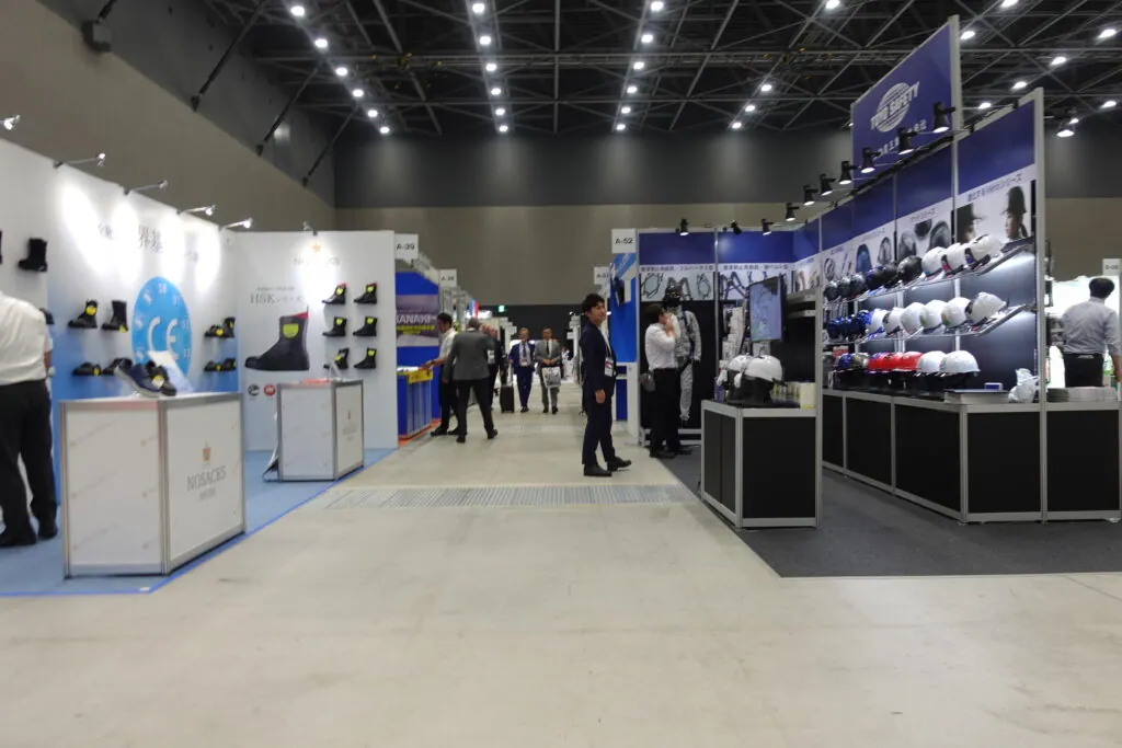 緑十字展2023でポートメッセなごや発上陸！人間エアコンK2、ヘルメットエアコンG２、人間エアコンA1紹介・体験会レポート