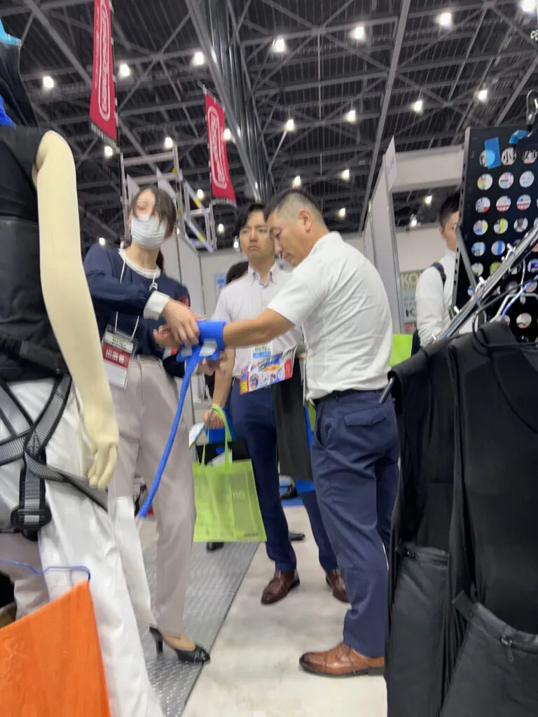 緑十字展2023でポートメッセなごや発上陸！人間エアコンK2、ヘルメットエアコンG２、人間エアコンA1紹介・体験会レポート