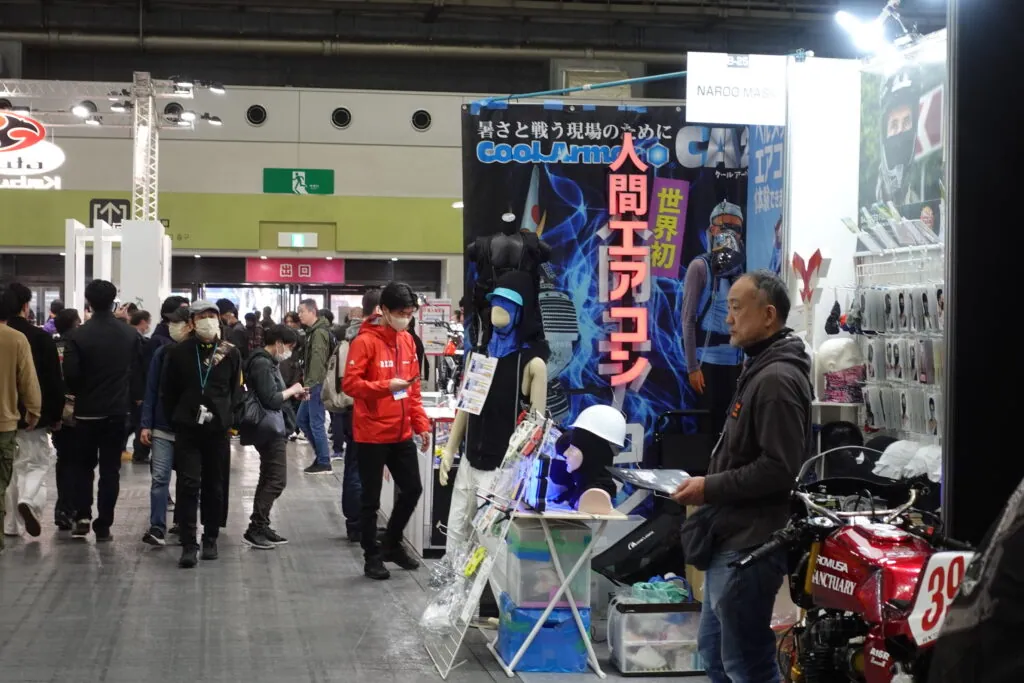 大阪モーターサイクルショー2024面水冷服人間エアコン展示レビュー