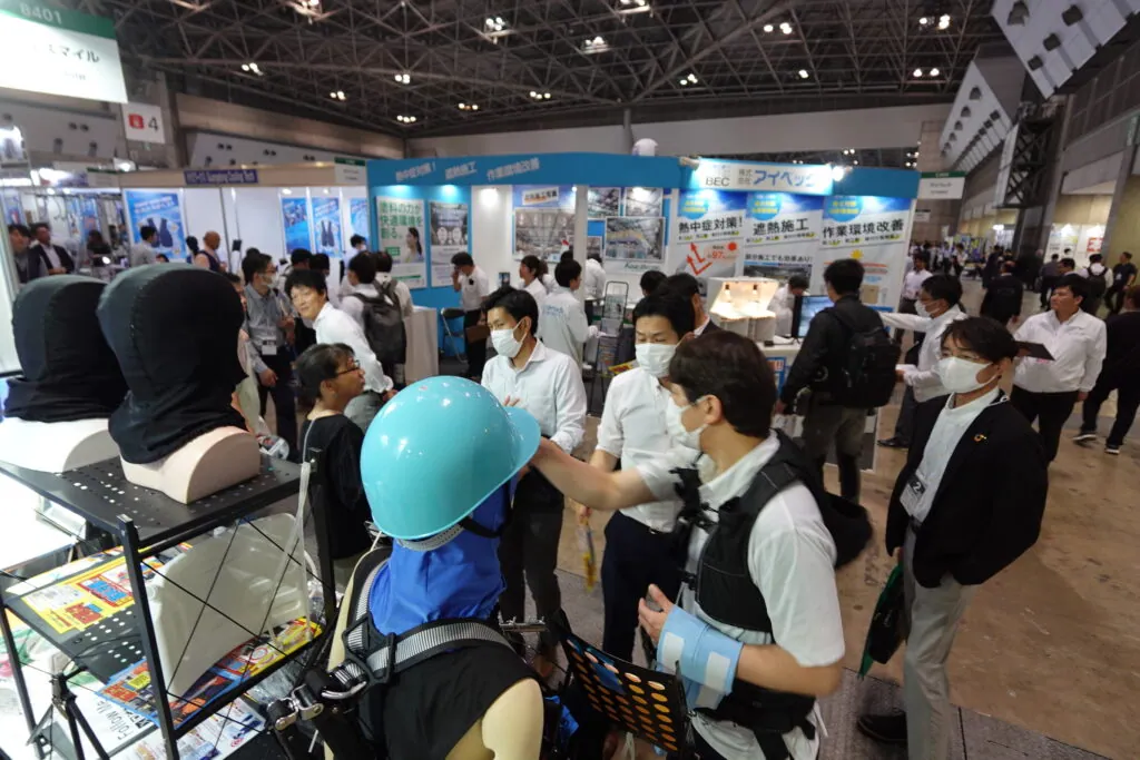 人間エアコン面水冷服A２が関東上陸！環境展・地球温暖化防止展レポート