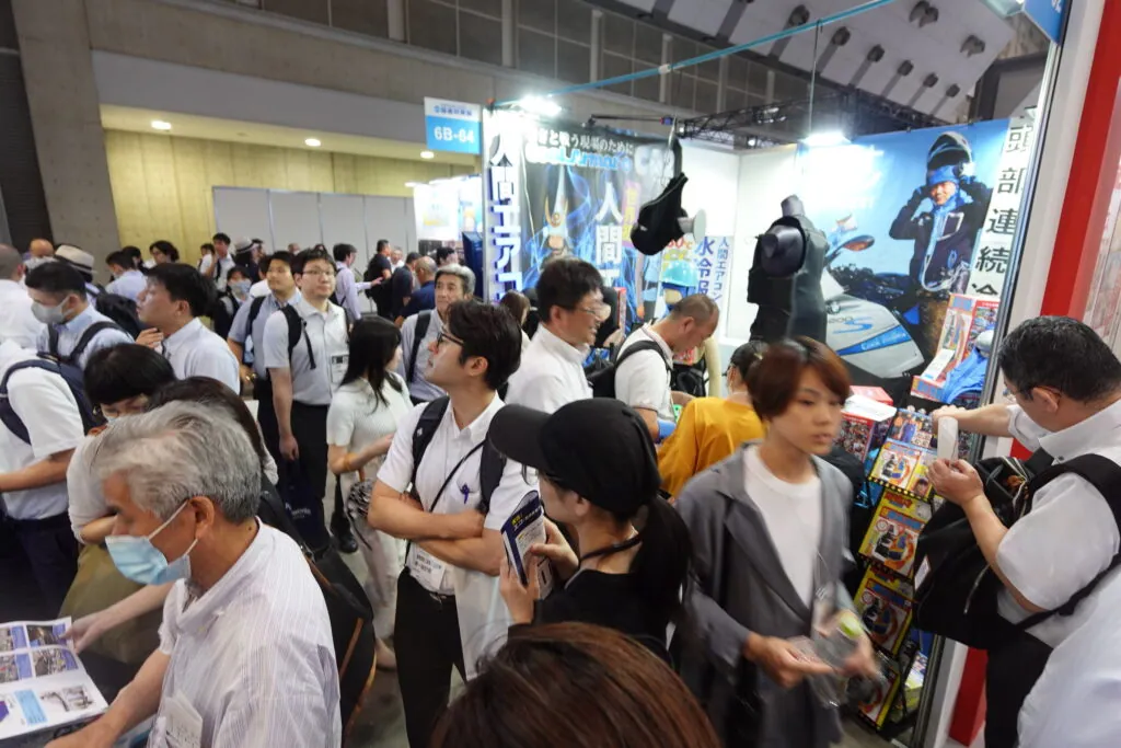 猛暑対策展2024レポート・人間エアコン面水冷服A2が大好評で幕を開けた